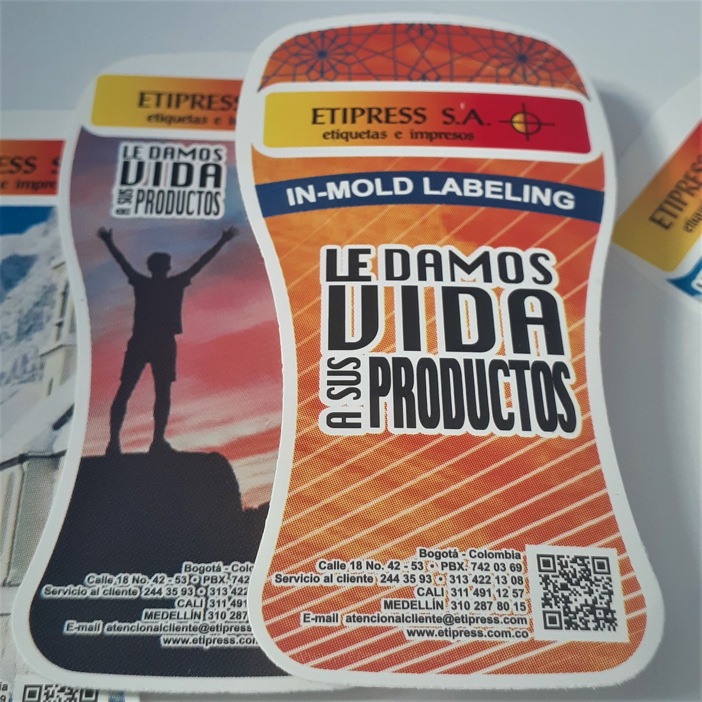 etiquetas iml In mold labeling